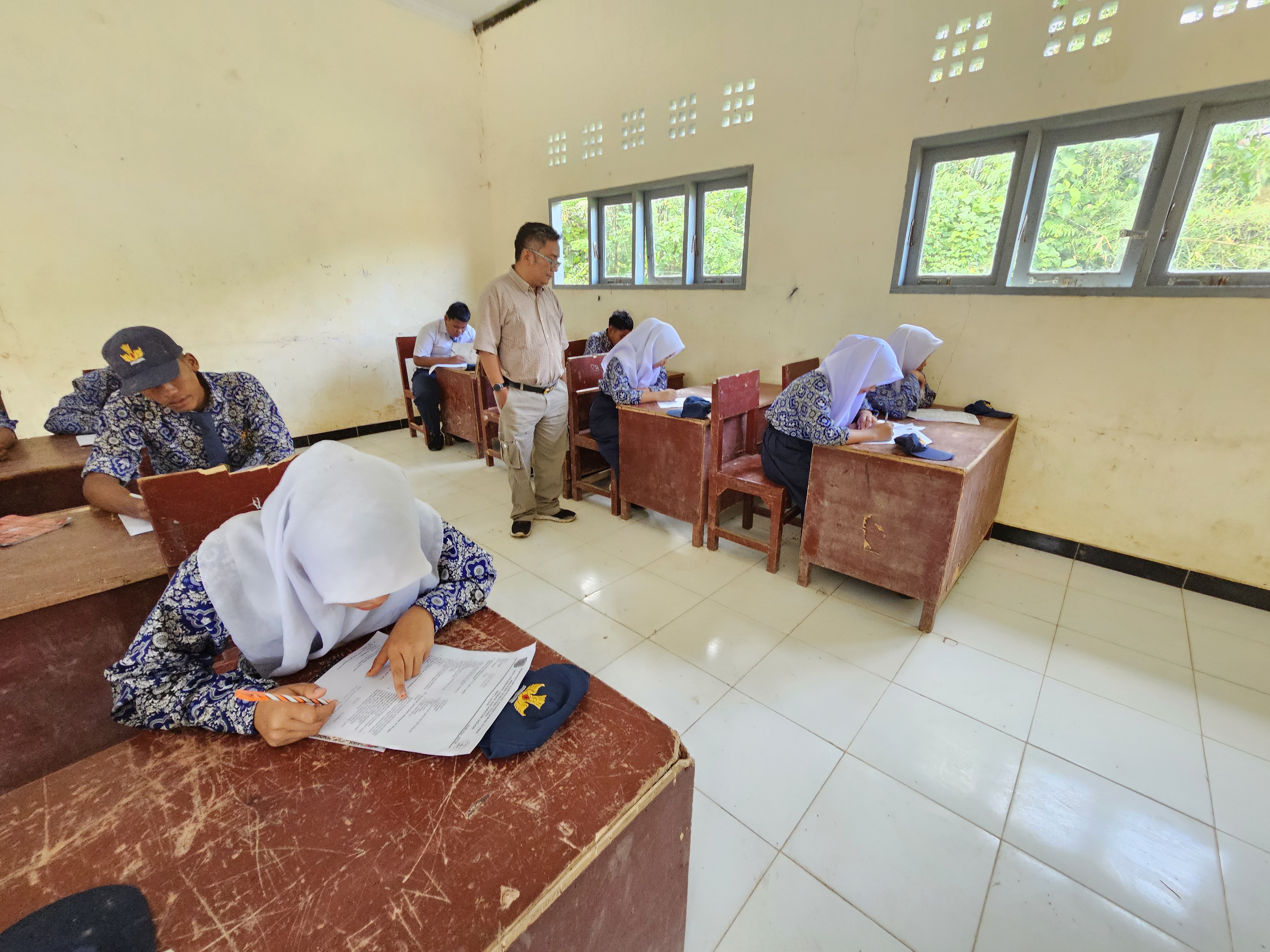 SISWA BELAJAR